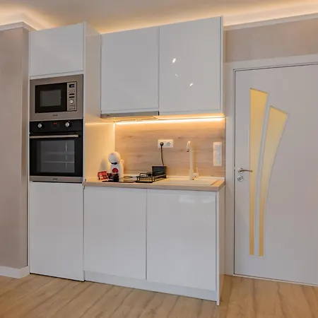 Cappuccino With Netflix Apartment Varna Exterior photo